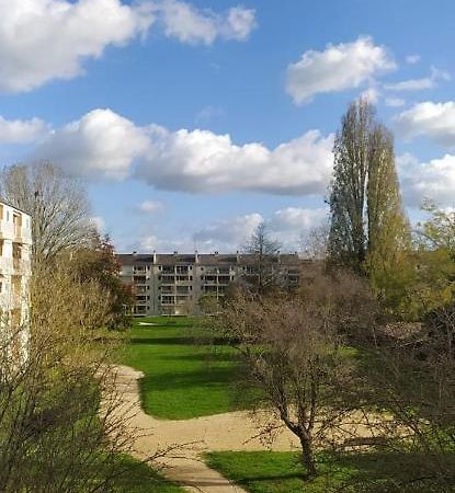 Chez Erwan & Elizabeth Apartment Rennes Bagian luar foto